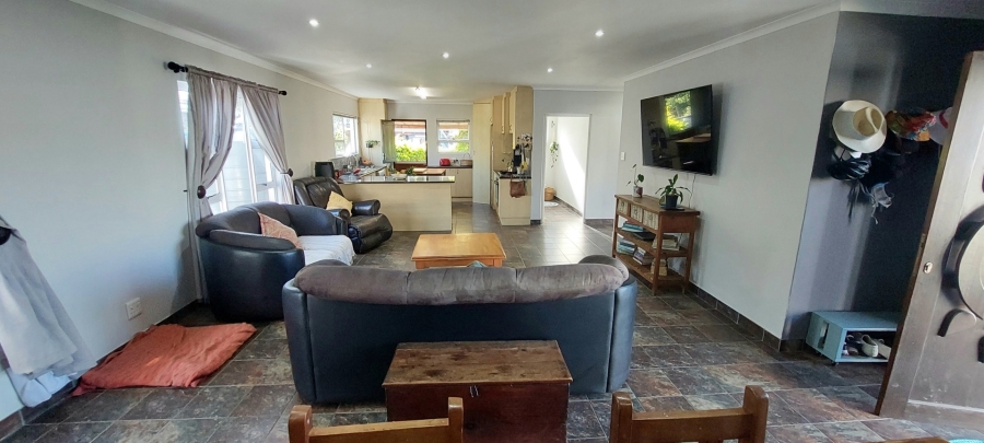 3 Bedroom Property for Sale in Sunrise On Sea Eastern Cape